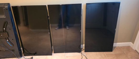 Flat screen samsung tvs