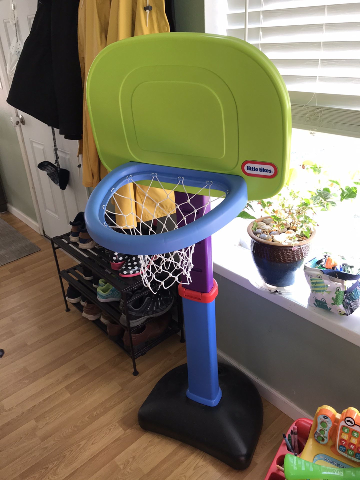 Little Tike basketball hoop