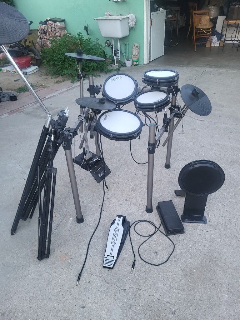 Simmons Electric Drum Set