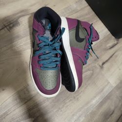 Jordan 1 Retro High GG 'Mulberry'