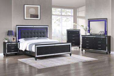 4 PC BEDROOM SET NEW IN BOX (MATTRESS AND CHEST SOLD SEPARATELY)