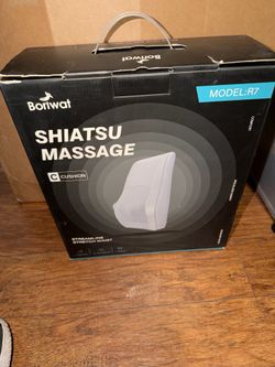 Shiatsu back massager