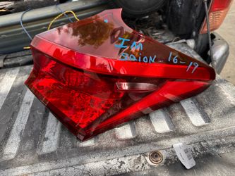 2016-2019 SCION IM RIGHT SIDE TAILLIGHT 👉👉ASK FOR PRICE