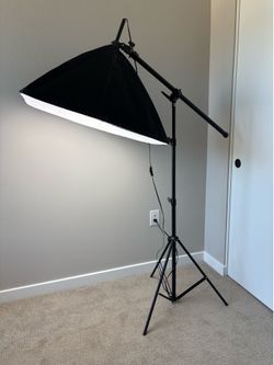 FOR SALE: Soft Box Lighting Kit