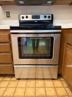 Whirlpool Stainless Steel Electric Range Oven