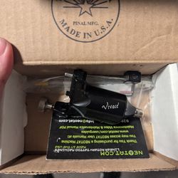 Neotat Vivace Rotary Tattoo Machine Full Set Up 