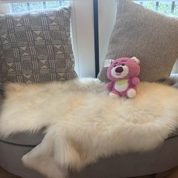 Modern Tufted Accent Bench / Window Seat – Excellent Condition