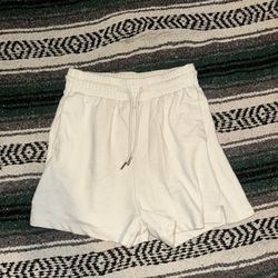 H&M White Shorts. Size XS.