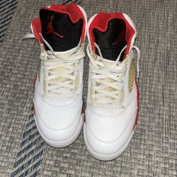 Jordan 5 Fire Red Black Tongue 