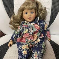 My Twinn Cuddly Sister “ Savannah “ 14” Tall Doll