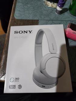 Sony headphones WH-CH520