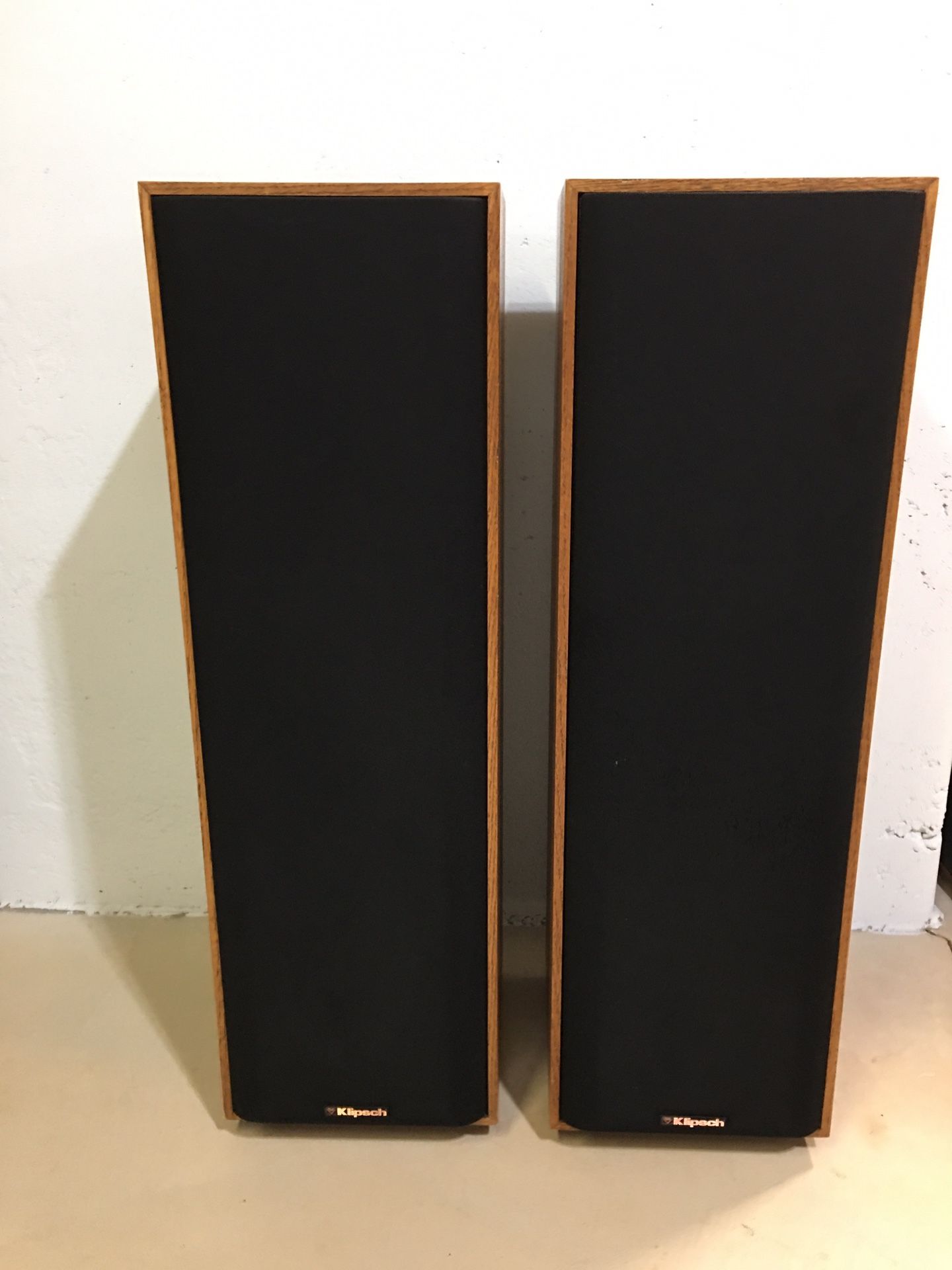 Klipsch kg 3 5 floorstanding speakers for sale in batavia il offerup