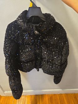 Black  Sparkling puffer L