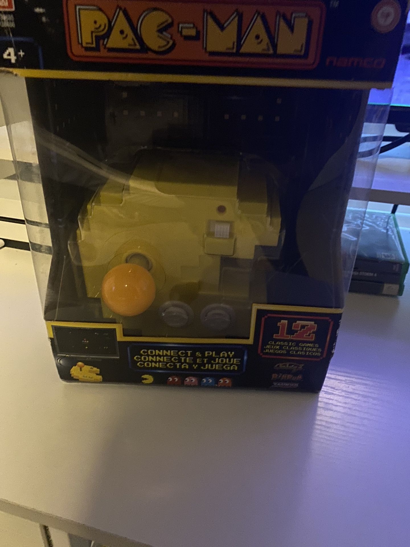 Pac-Man Connect and Play – 12 Classic Games