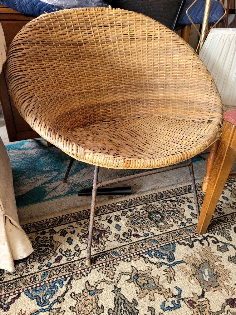 Vintage Mcm Sturdy Iconic Hoop Chair