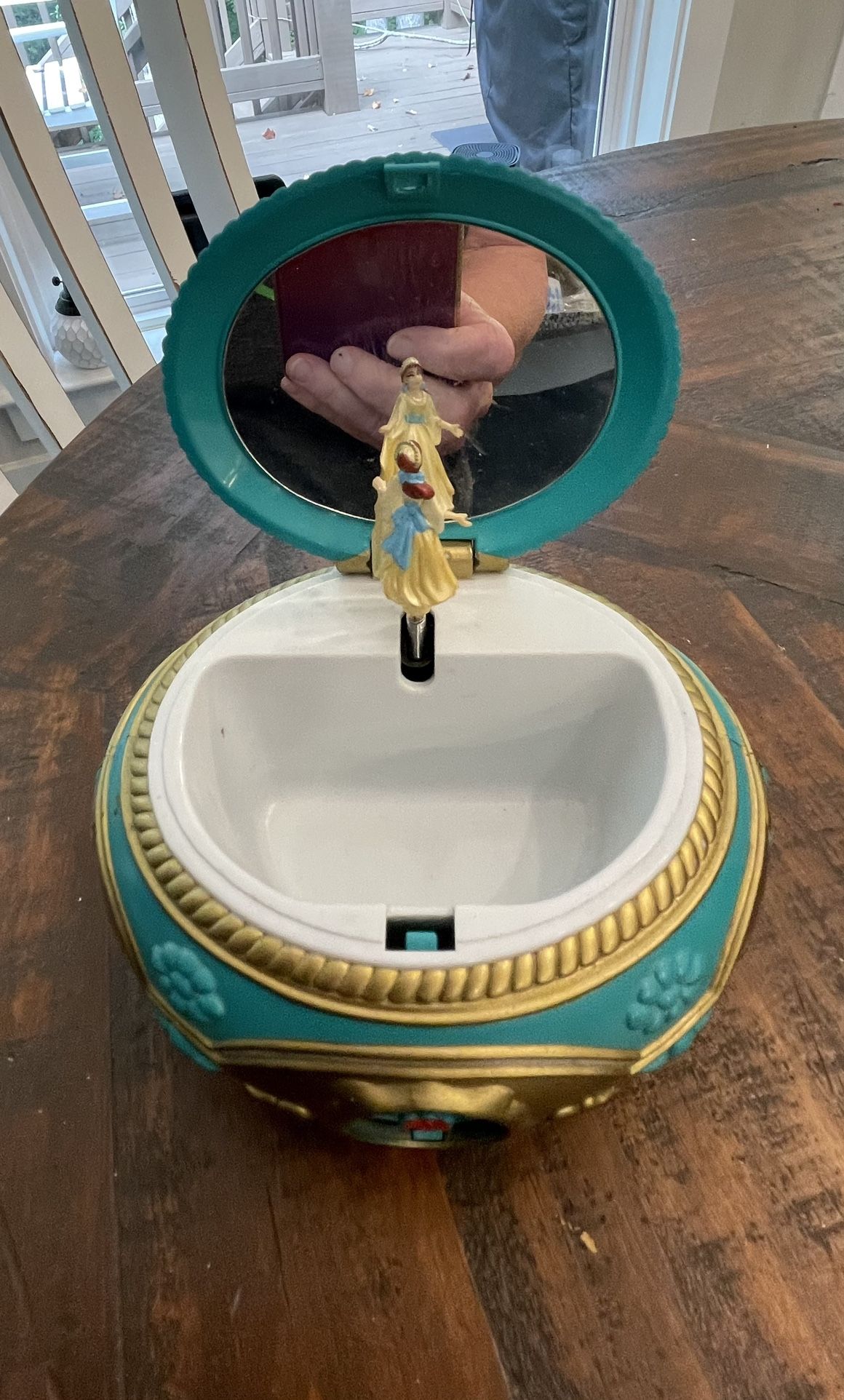 Vintage Anastasia Once Upon A December Music Box 1998 Fox Plastic