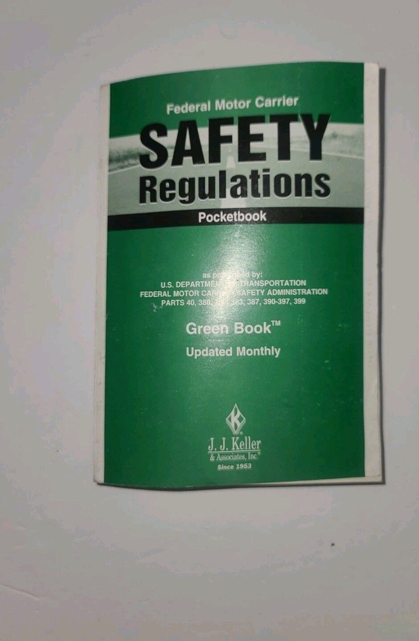 Federal Motor Carrier SAFETY Regulations Pocketbook Driver, J.J. Keller GREEN Bk