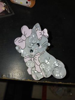 Mikko Illustrations hair Claw