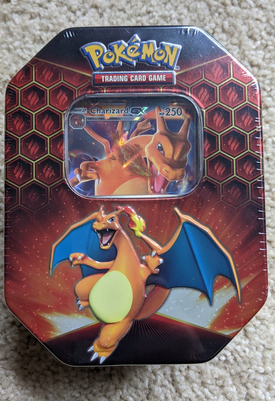 Pokemon TCG: Hidden Fates Tin, Multicolor