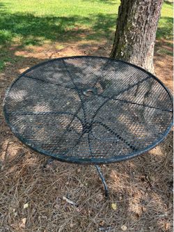 Rod iron table