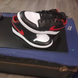 553560-063 Nike Air Jordan Flights