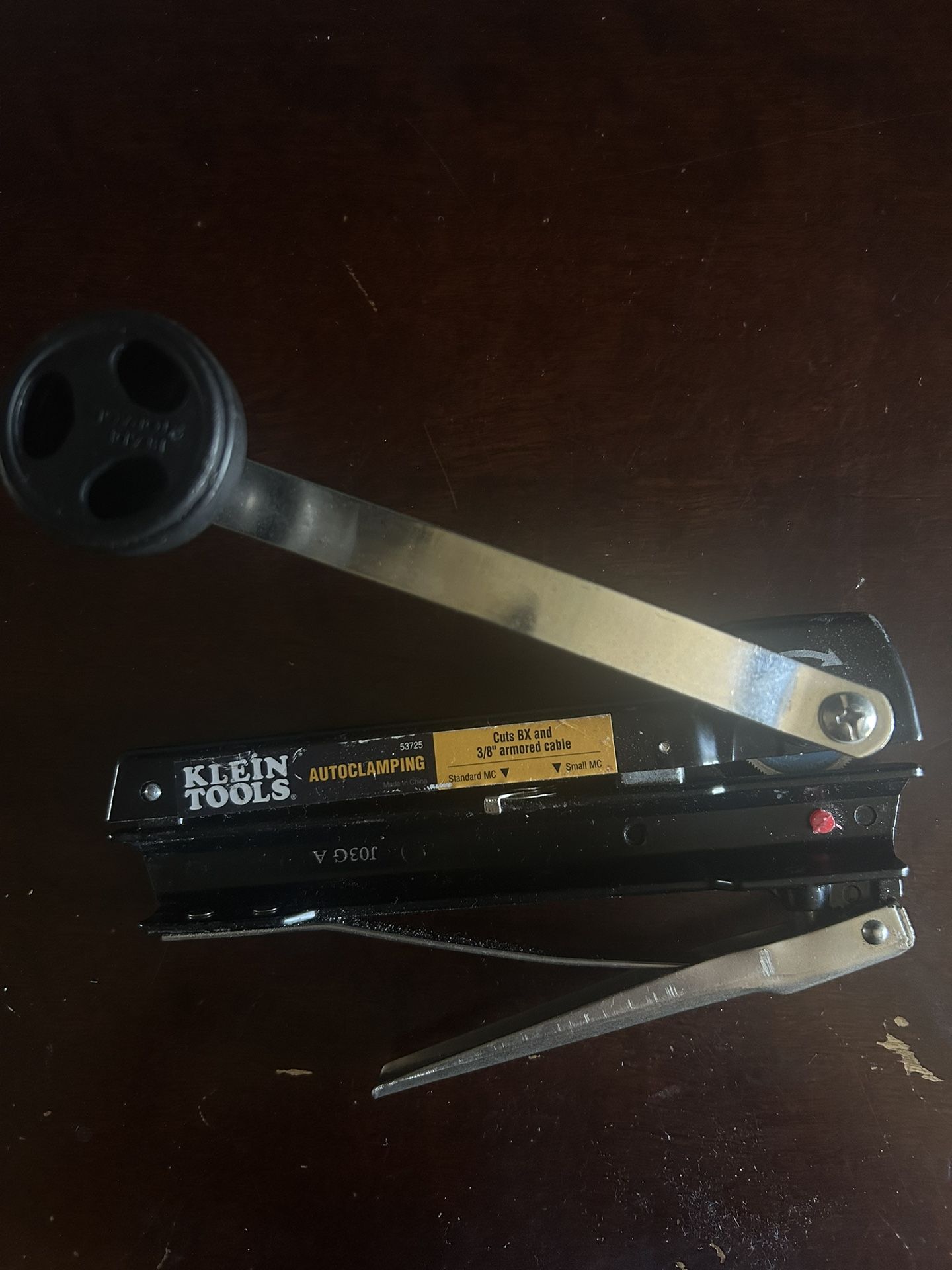 Klein Tools BX & AC cable cutter