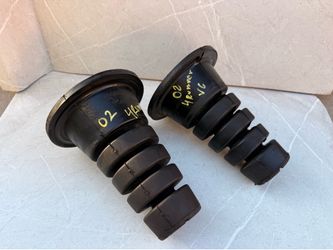 2002 TOYOTA 4RUNNER LEFT & RIGHT REAR COIL SPRING BUMP STOPS