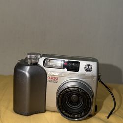 Olympus Camedia C4000