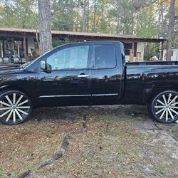 2005 Nissan Titan