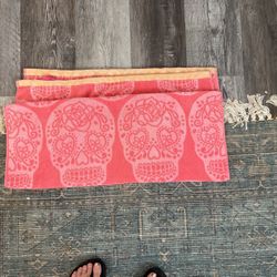 Betsy Johnson Bath Towel