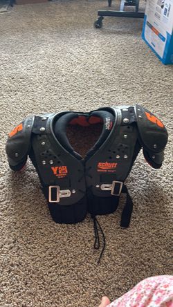 Schutt Y-Flex 500 Youth Football Shoulder Pads, Youth Medium (13–14")