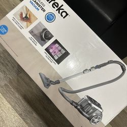 Eureka Bagless Vacuum