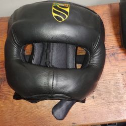 SUPERARE HEADGEAR & CUP