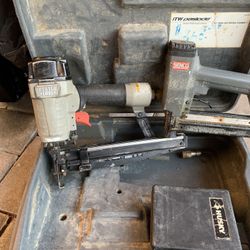 2finish nail guns Porter cable and se como