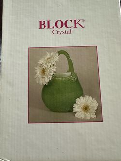 Brand new Vtg Block Crystal Purse Vase Hand Blown Cased Glass Marilyn Green Handbag