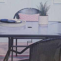 Dining Table Style Selections PELHAM BAY for Sale in Sacramento