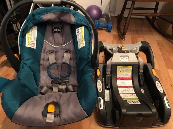 Chicco Keyfit 30 Infant Car Seat and 2 Bases in Teal/Gray