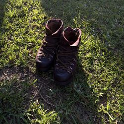 Vasque hiking vibram boots 9 1/2 mens