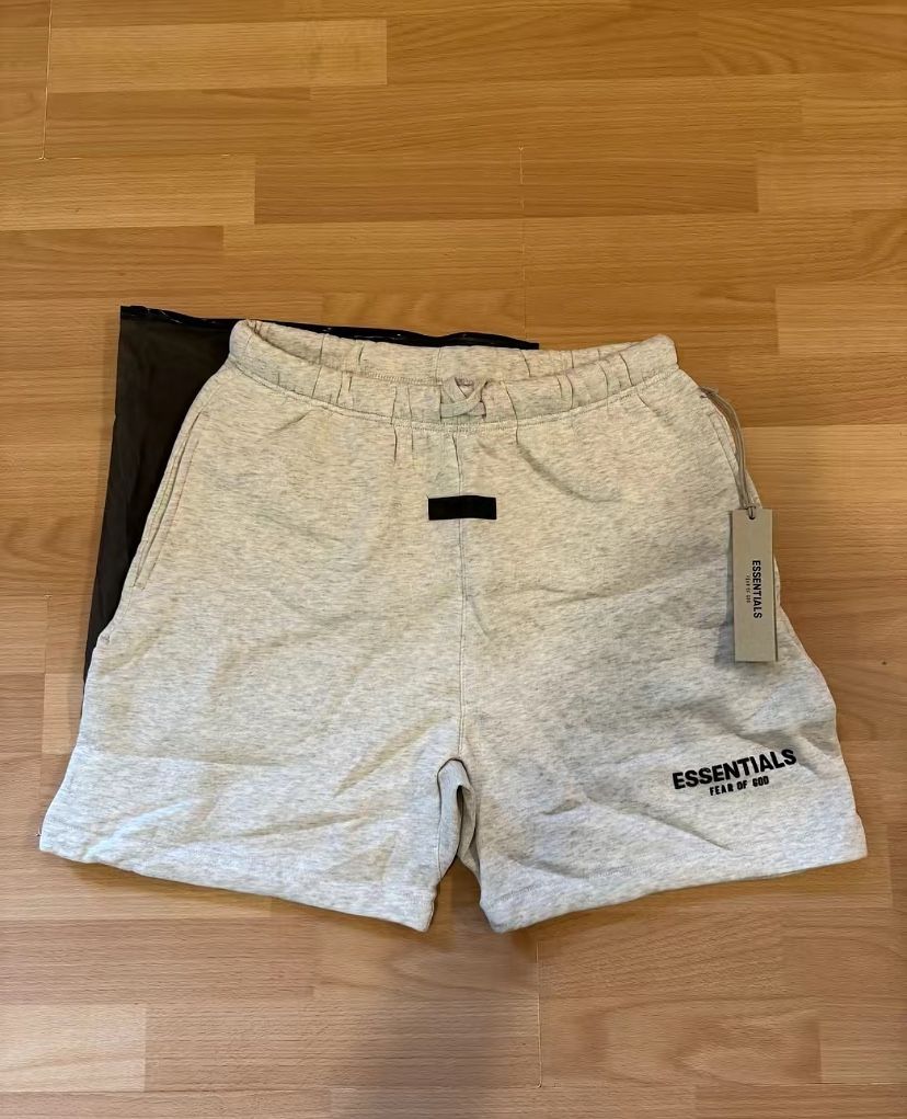 Essential Shorts Size S