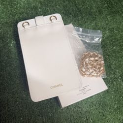 Chanel Phone bag (AUTHENTIC)