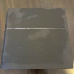 PS4 With 2 Controllers 