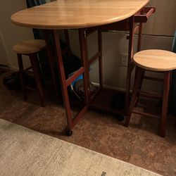 Moveable Breakfast Table W/ Drawers And Stools