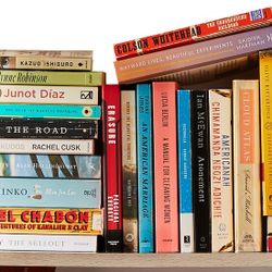 WHO BUYS BOOKS 