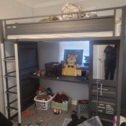 Moving EVERYTHING MUST GO