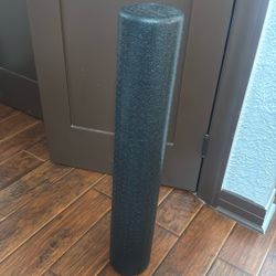 Amazon Basics Foam Roller