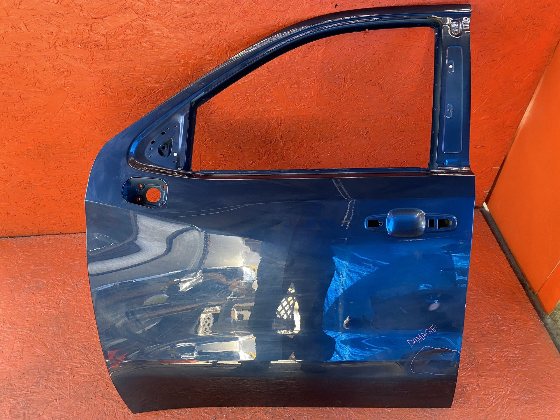 2019 2020 2021 2022 GMC SIERRA 1500 FRONT LEFT DRIVER SIDE DOOR OEM