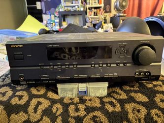 Onkyo model TX-SR504 (read description!!)