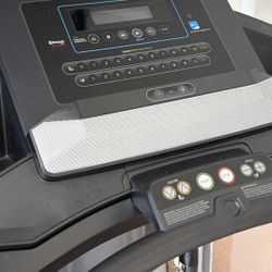 Pro-Form Treadmill mill ( Carbon TL)  