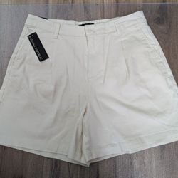 Banana Republic Pleat Front Shorts Beige Size 10 Women NWT 5" Inseam 