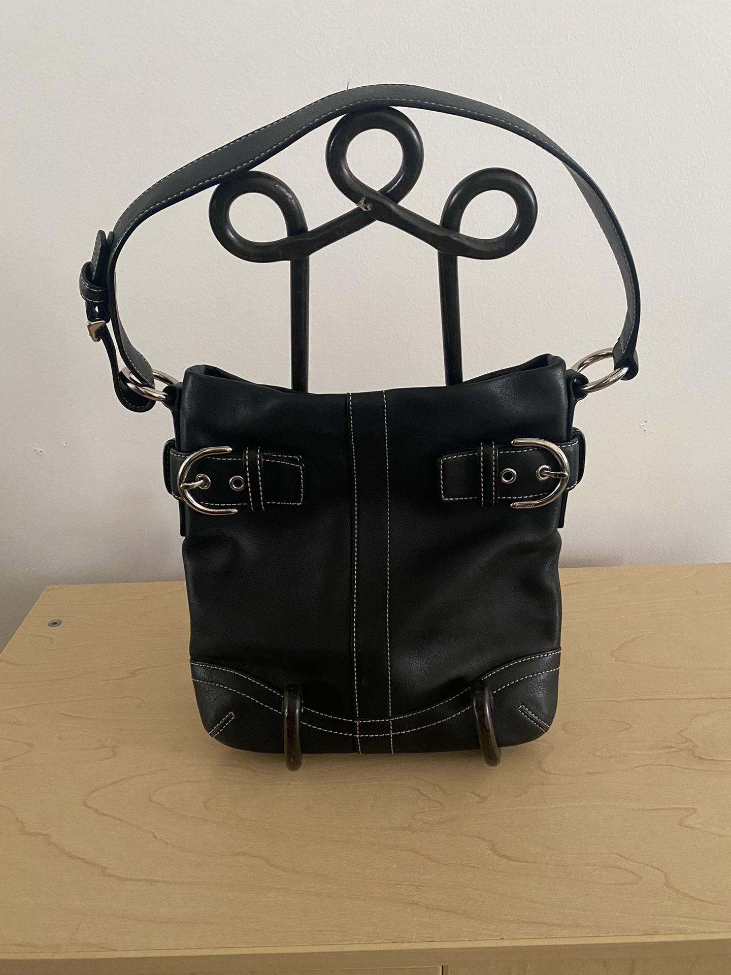 Coach Leather Purse 